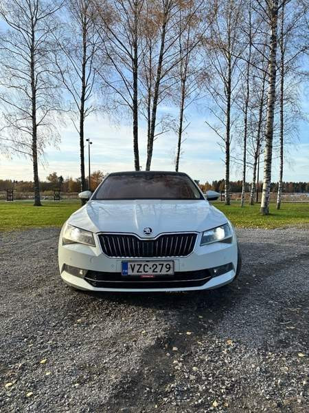 Skoda Superb Якобстад - изображение 4