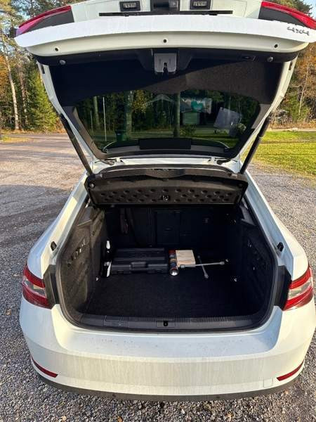 Skoda Superb Якобстад - изображение 6