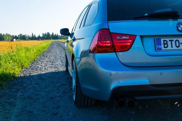 BMW 330 Oulu - valokuva 6