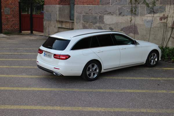 Mercedes-Benz E Nurmijärvi - valokuva 3