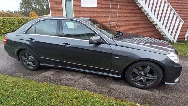 Mercedes-Benz E Raahe – foto 3