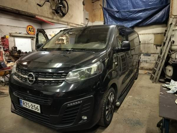 Opel Vivaro Jaervenpaeae - photo 2