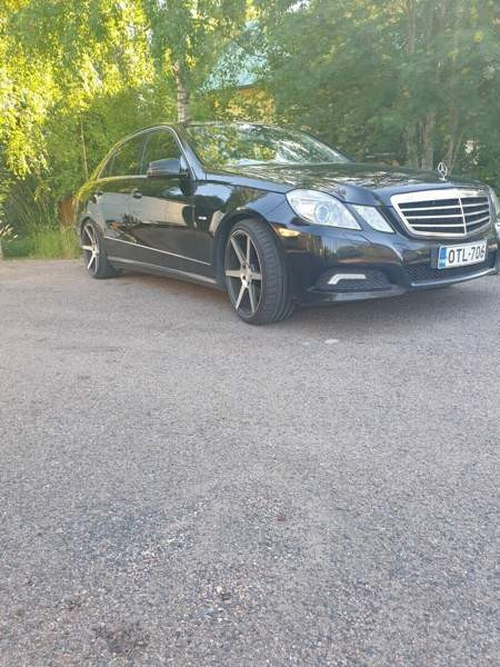 Mercedes-Benz E Riihimaeki - photo 2