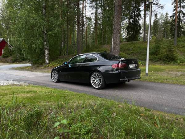 BMW 335 Jyväskylä - valokuva 6