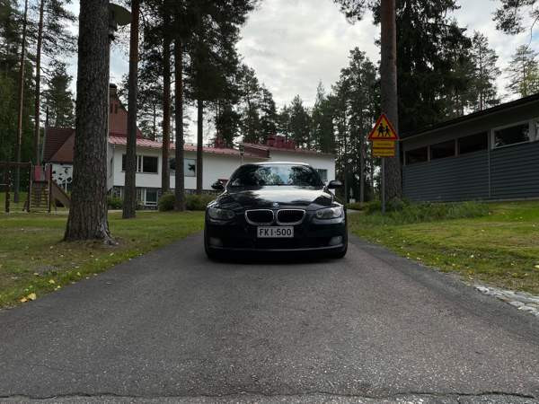 BMW 335 Jyväskylä - valokuva 2