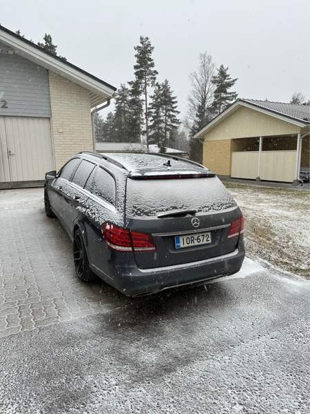 Mercedes-Benz E Глебычево - изображение 3