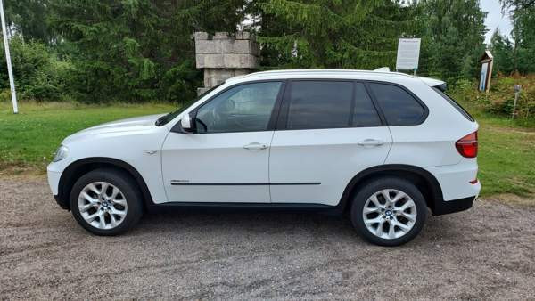 BMW X5 Keuruu - photo 2