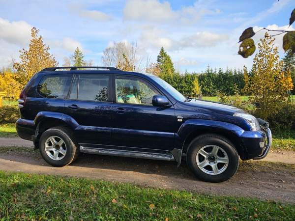 Toyota Land Cruiser Piikkiö - valokuva 8