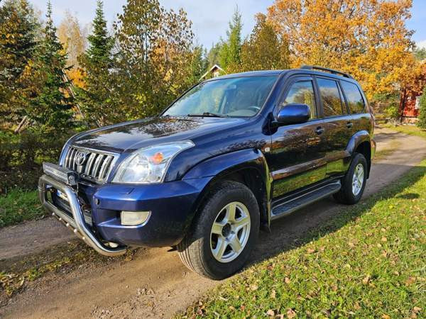 Toyota Land Cruiser Piikkiö - valokuva 1