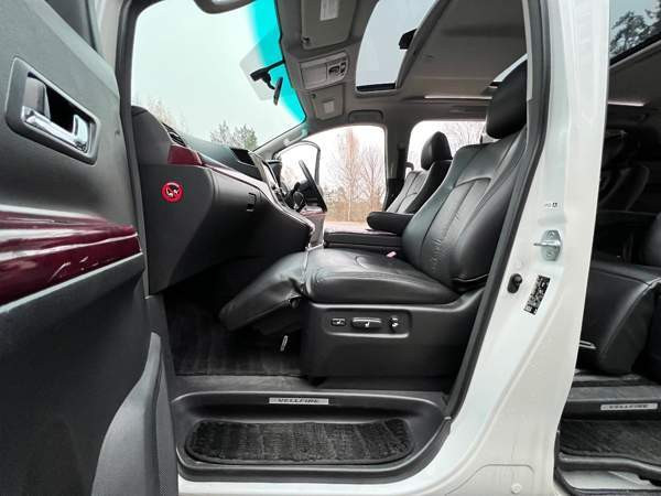 Toyota Vellfire Вантаа - изображение 6