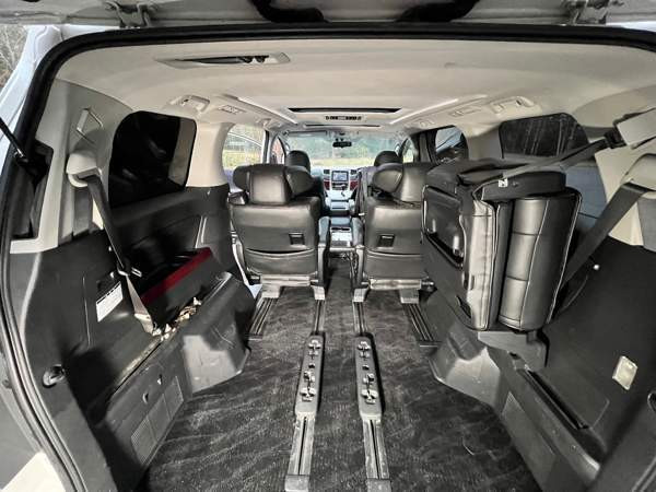 Toyota Vellfire Вантаа - изображение 7