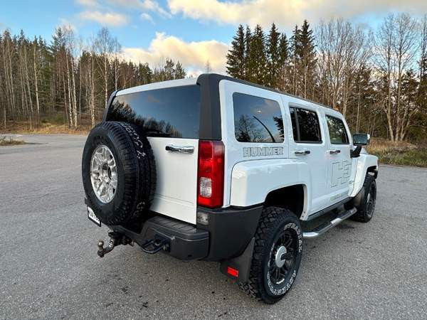Hummer H3 Kurikka - valokuva 5