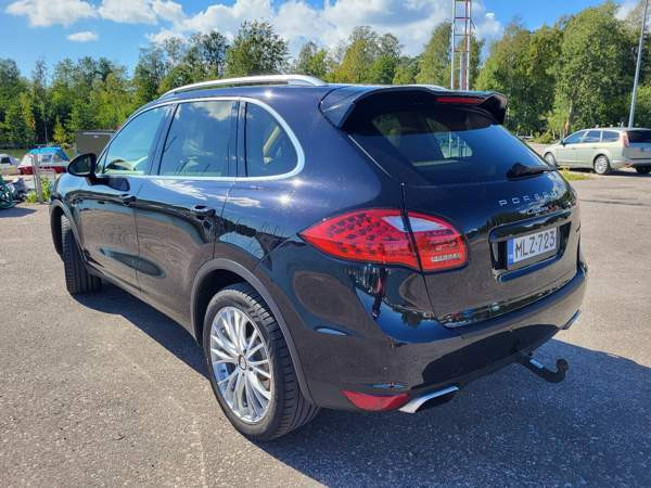 Porsche Cayenne Helsinki - photo 3