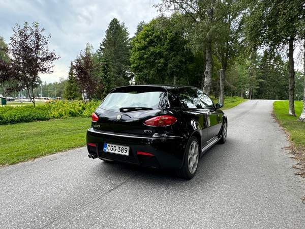 Alfa Romeo 147 Hafnarfjoerdur - valokuva 6