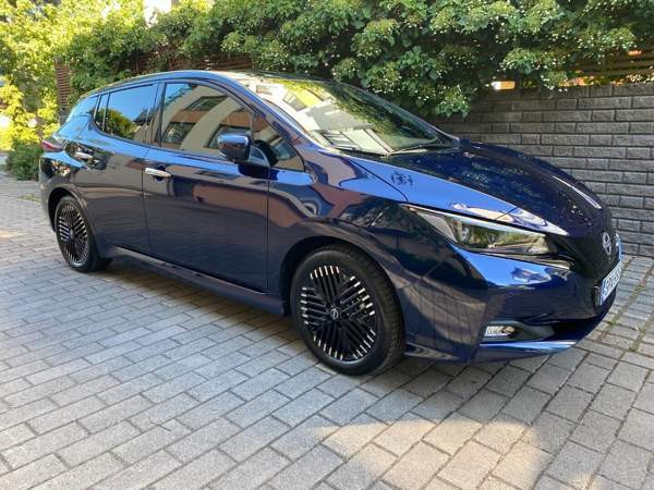 Nissan Leaf Helsinki - valokuva 1