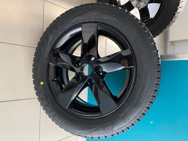 Nissan Leaf Helsinki - valokuva 6