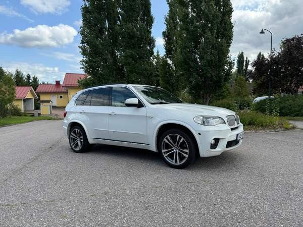 BMW X5 Tuusula - valokuva 1