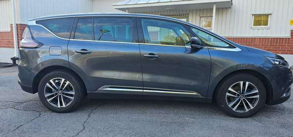 Renault Espace Lempaeaelae - photo 2