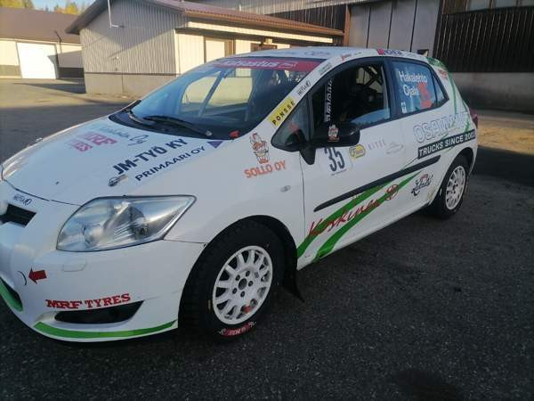 Toyota Auris Хямеэнлинна - изображение 3