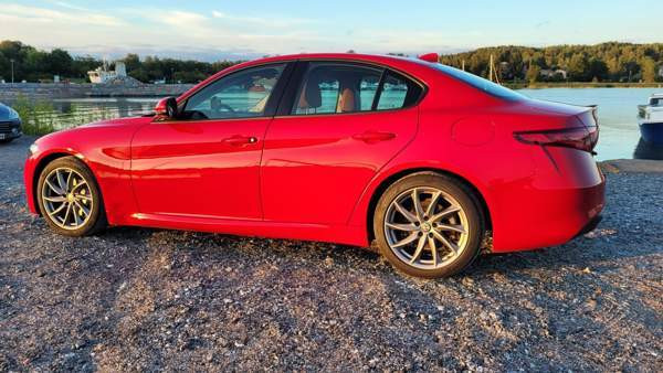 Alfa Romeo Giulia Laensi-Turunmaa - изображение 6