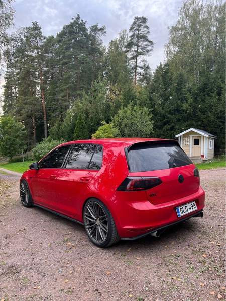 Volkswagen Golf Lieto - valokuva 3