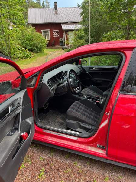 Volkswagen Golf Lieto - valokuva 5