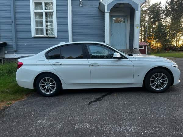 BMW 330 Миккели - изображение 3