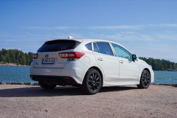 Subaru Impreza Helsinki - photo 1