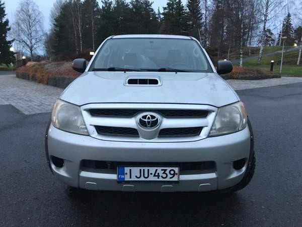 Toyota Hilux Йямся - изображение 6