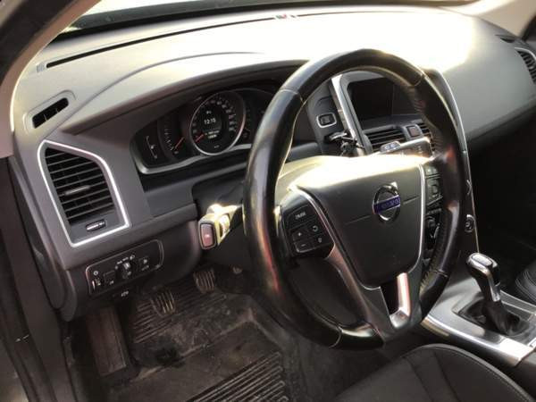 Volvo XC60 Viitasaari - valokuva 5