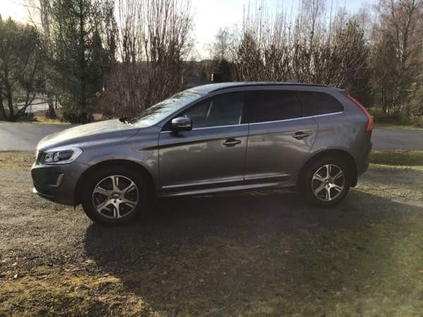 Volvo XC60 Viitasaari - valokuva 1