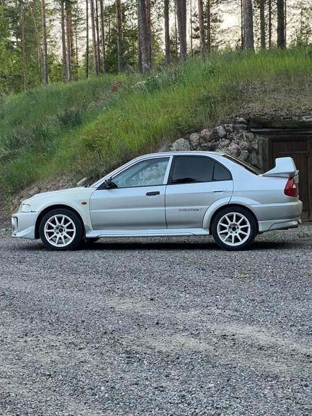 Mitsubishi Lancer Nurmijaervi - photo 2