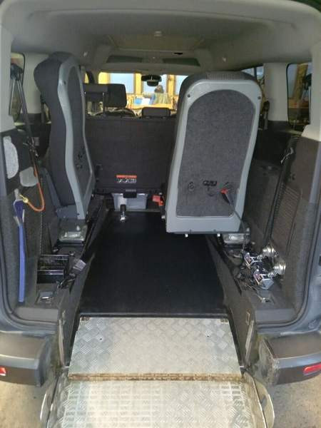 Ford Tourneo Connect Рованиеми - изображение 4