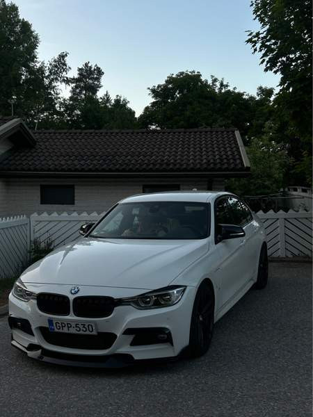 BMW 330 Vantaa - photo 1