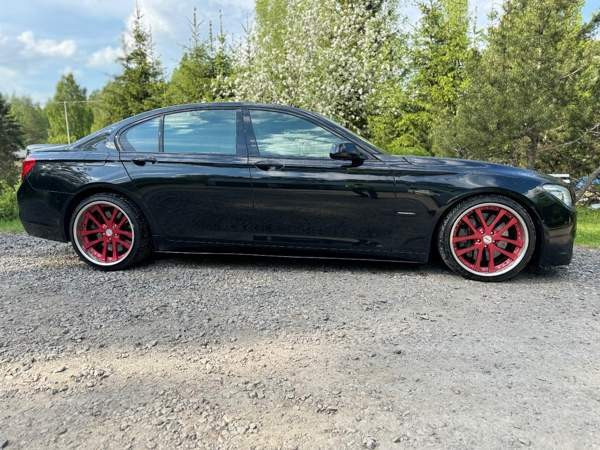 BMW 750 Glebychevo - valokuva 5