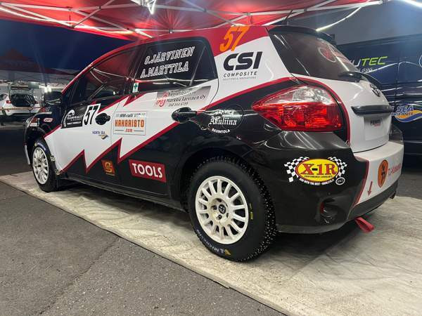 Toyota Auris Йямся - изображение 7