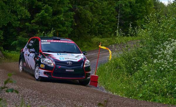 Toyota Auris Йямся - изображение 2