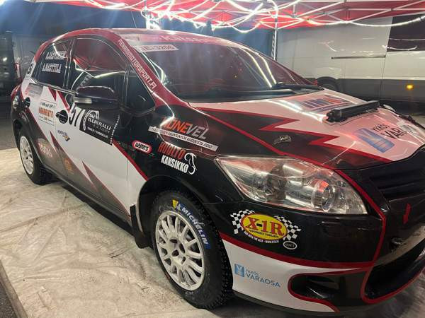 Toyota Auris Йямся - изображение 5