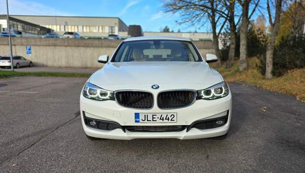 BMW 320 Helsinki - photo 1