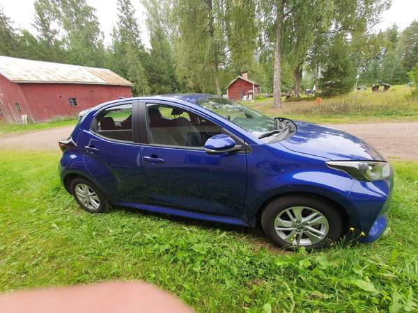 Toyota Yaris Vihti - valokuva 5