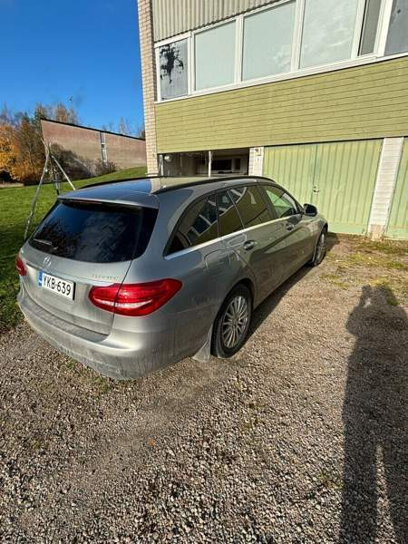 Mercedes-Benz C Parkano - valokuva 2