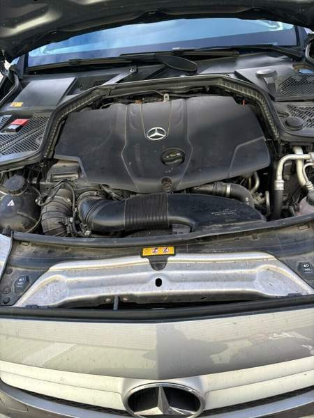 Mercedes-Benz C Parkano - valokuva 8