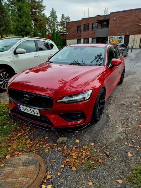 Volvo V60 Сейняйоки - изображение 1