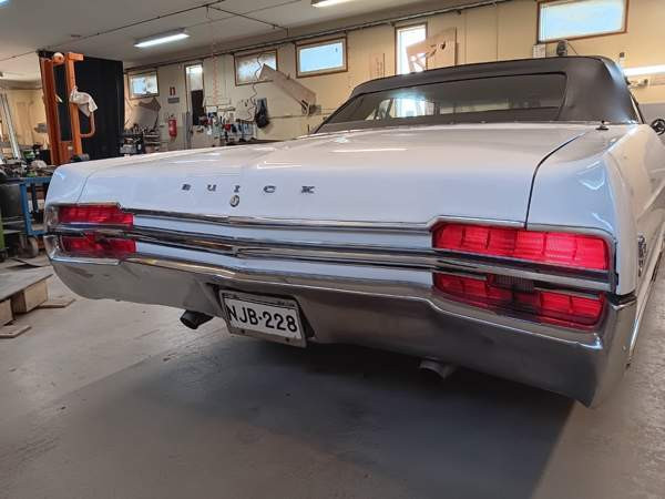 Buick Le Sabre Laihia - изображение 8