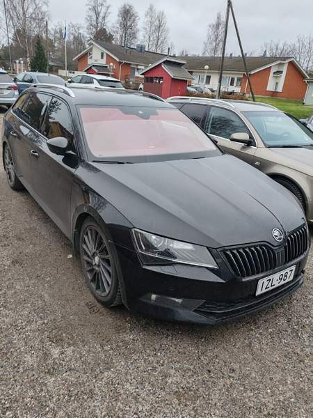 Skoda Superb Порвоо - изображение 1