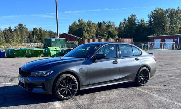 BMW 330 Merikarvia - изображение 1