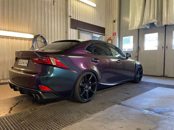 Lexus IS Turtkul - valokuva 5