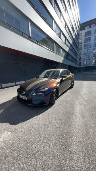 Lexus IS Turtkul - valokuva 2