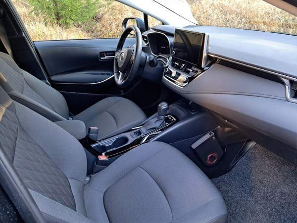 Toyota Corolla Outokumpu - valokuva 7