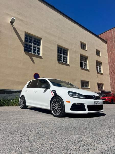 Volkswagen Golf Helsinki - valokuva 1